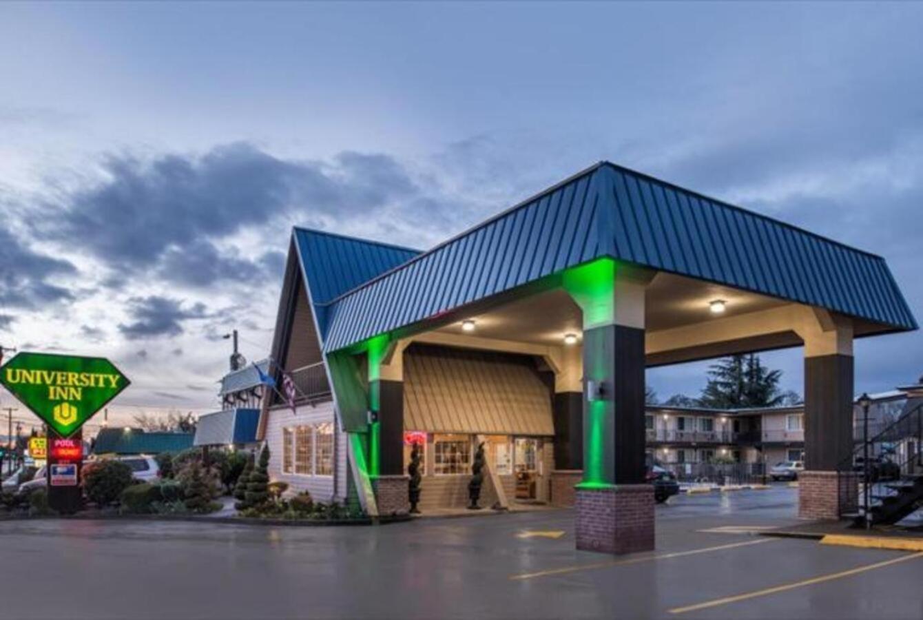 University Inn And Suites Eugene Exterior photo
